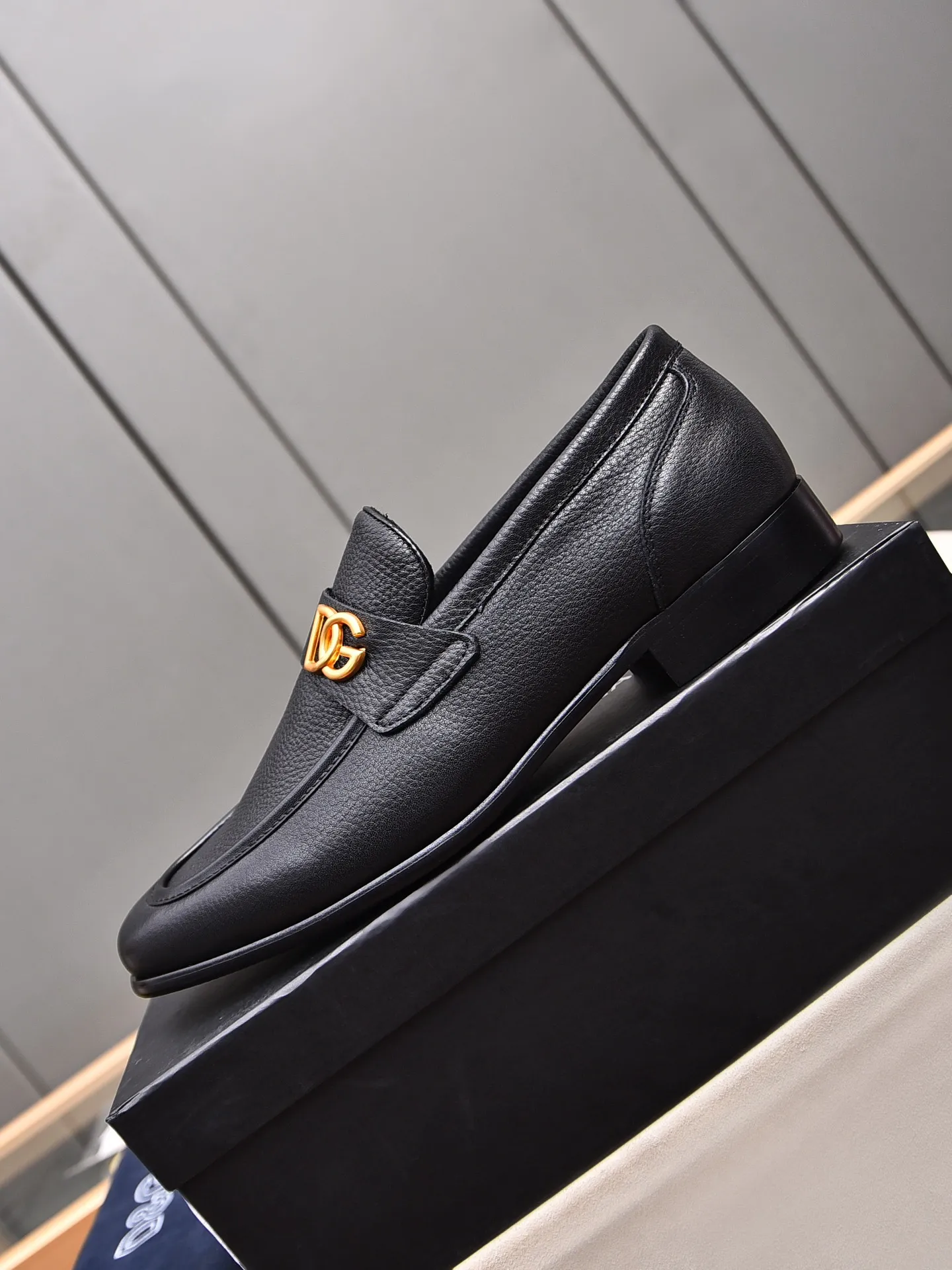 👍👍Men's shoes💰480 **Boutique recommendation**DG**The latest business formal leather shoes, official website synchronization, top version on the market, purely handmade. Fabric: imported calfskin with water-dyed cow lining 38, 39, 40, 41, 42, 43, 44 (customized at 45